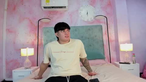 Snapshot of loverebels_ chatting on 11/09/25, 12:36 loverebels_ online show from 11/09/25, 12:36