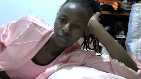 lovergal222 online show from 02/02/25, 08:19