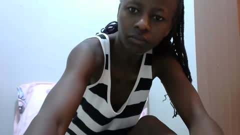 lovergal222 online show from 02/06/25, 09:43