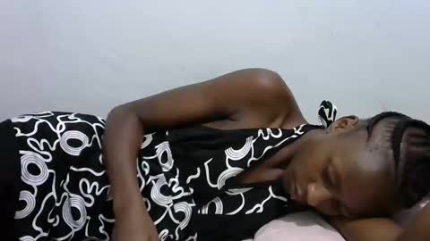 lovergal222 online show from 03/11/25, 12:22