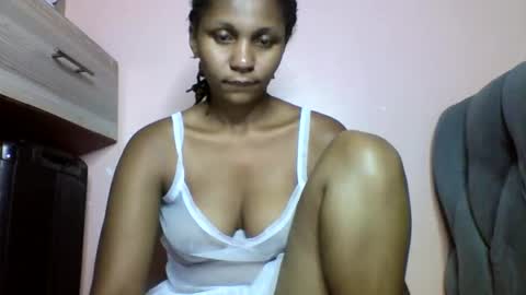 lovergal257 online show from 04/24/26, 08:33