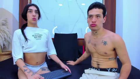 sofia and bryan online show from 05/01/26, 01:10