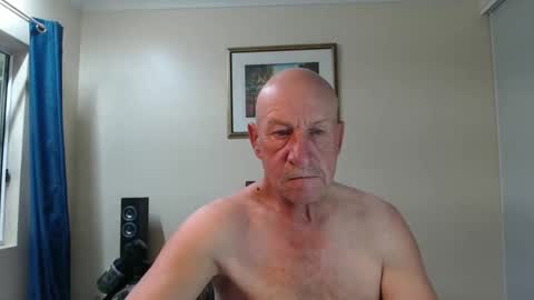 Snapshot of lovesblackazz chatting on 12/28/24, 10:34 Lovesblackazz online show from 12/28/24, 10:34