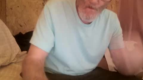 Snapshot of lovesex6565 chatting on 12/14/25, 06:23 just here to have fun and cum online show from 12/14/25, 06:23