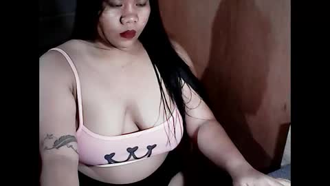 Snapshot of loveslut4u chatting on 12/13/24, 09:24 Khatty online show from 12/13/24, 09:24