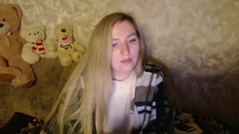 Snapshot of lovesrebecca chatting on 02/24/25, 10:25 LovesRebecca online show from 02/24/25, 10:25