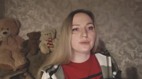 Snapshot of lovesrebecca chatting on 10/30/25, 02:02 LovesRebecca online show from 10/30/25, 02:02