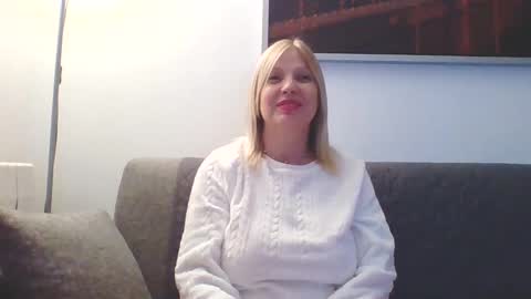 Snapshot of lovestar544963 chatting on 12/04/24, 12:41 Marlyn online show from 12/04/24, 12:41