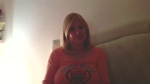 Snapshot of lovestar544963 chatting on 01/03/25, 10:19 Marlyn online show from 01/03/25, 10:19