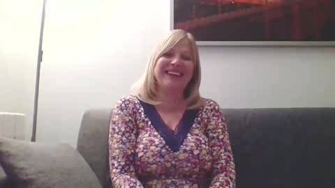 Snapshot of lovestar544963 chatting on 01/10/25, 05:56 Marlyn online show from 01/10/25, 05:56