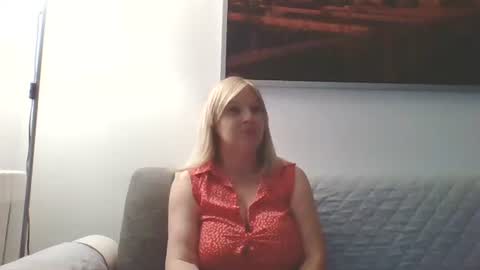 Snapshot of lovestar544963 chatting on 09/23/25, 09:07 Marlyn online show from 09/23/25, 09:07