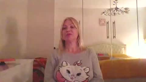Marlyn online show from 05/13/26, 09:11