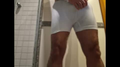 Snapshot of lovetobeseen1000 chatting on 03/22/26, 02:15 Lovetobeseen online show from 03/22/26, 02:15