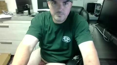 Snapshot of lovetofps chatting on 12/19/24, 08:13 Love2Game online show from 12/19/24, 08:13