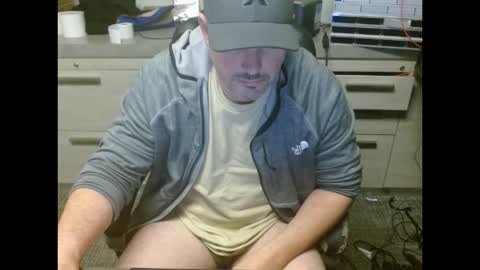 Snapshot of lovetofps chatting on 03/14/26, 08:47 Love2Game online show from 03/14/26, 08:47