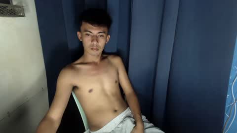 Snapshot of lovetosuckxox chatting on 02/14/25, 08:21 lovetosuckxox online show from 02/14/25, 08:21