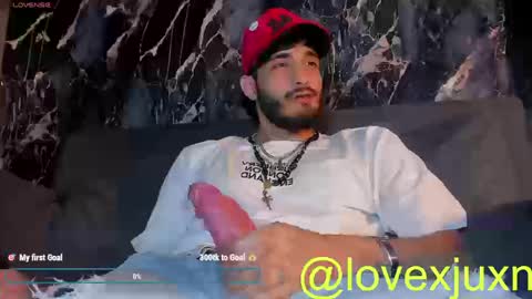 Snapshot of lovexjuxn77 chatting on 03/14/26, 08:58 lovexjuxn77 online show from 03/14/26, 08:58