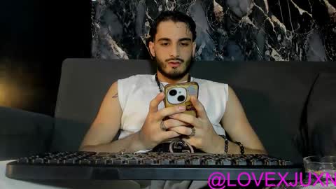 Snapshot of lovexjuxn77 chatting on 03/28/26, 09:47 lovexjuxn77 online show from 03/28/26, 09:47