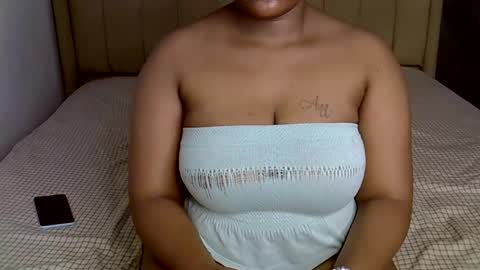 loveydivah online show from 11/05/25, 08:36