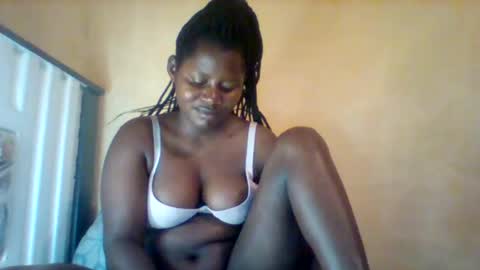 Snapshot of loviett chatting on 04/18/26, 11:38 loviett online show from 04/18/26, 11:38