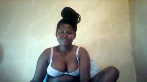 Snapshot of loviett chatting on 05/02/26, 01:32 loviett online show from 05/02/26, 01:32
