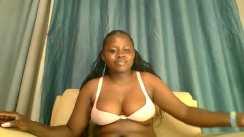 Snapshot of loviett chatting on 06/13/26, 03:21 loviett online show from 06/13/26, 03:21
