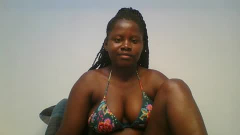 Snapshot of loviett chatting on 07/20/26, 02:37 loviett online show from 07/20/26, 02:37