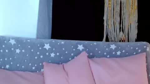 Snapshot of loving__lily chatting on 02/10/25, 07:07 loving  online show from 02/10/25, 07:07