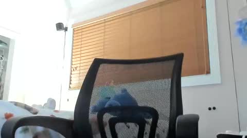 Snapshot of loving_bbw chatting on 10/24/25, 10:00 DarkGhost online show from 10/24/25, 10:00