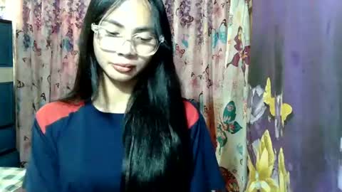 Snapshot of loving_rhean chatting on 07/24/26, 03:26 loving_rhean online show from 07/24/26, 03:26
