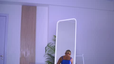 Snapshot of lovingblondie chatting on 02/09/25, 04:46 Nora online show from 02/09/25, 04:46