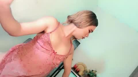 Lovingmonaru969 online show from 05/12/26, 12:02