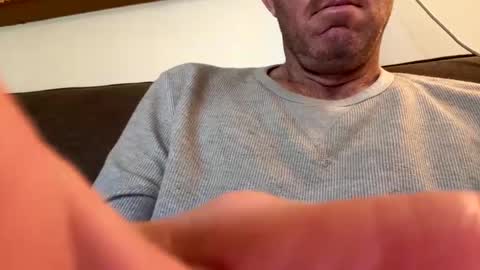 Snapshot of lovinreach chatting on 12/16/24, 06:16 lovinreach online show from 12/16/24, 06:16