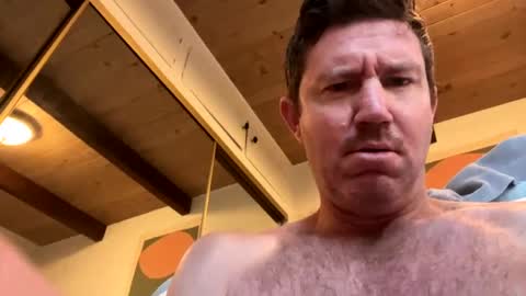 Snapshot of lovinreach chatting on 12/22/24, 04:59 lovinreach online show from 12/22/24, 04:59