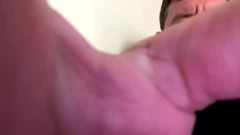 Snapshot of lovinreach chatting on 10/06/25, 03:42 lovinreach online show from 10/06/25, 03:42