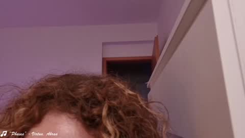 Snapshot of lowfreqsiren chatting on 12/10/24, 02:17 . online show from 12/10/24, 02:17