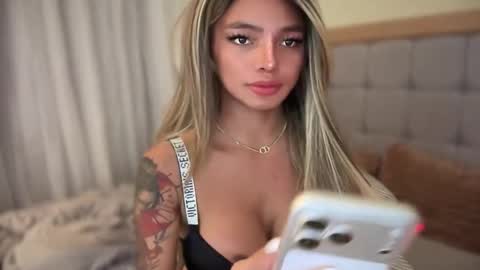 Candice online show from 04/23/26, 06:54