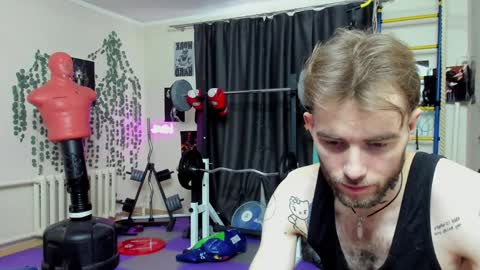 Snapshot of loyasteve chatting on 12/06/24, 10:05 VECTORSTEVEPVT IS OPEN online show from 12/06/24, 10:05