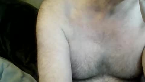 Snapshot of lu485947452685193669 chatting on 04/06/26, 08:32 lu485947452685193669 online show from 04/06/26, 08:32