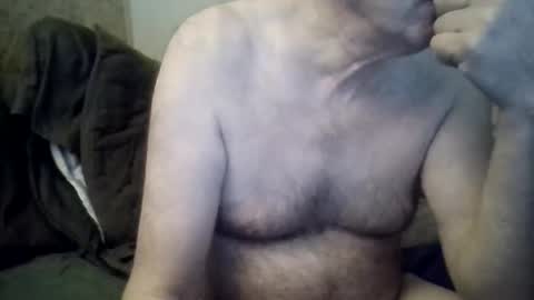 Snapshot of lu485947452685193669 chatting on 04/21/26, 06:44 lu485947452685193669 online show from 04/21/26, 06:44