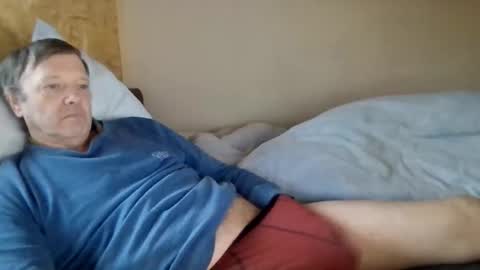 lu485947670865 online show from 11/12/25, 02:06