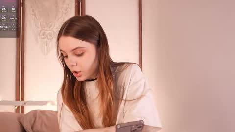 Lu 3 online show from 10/10/25, 08:24