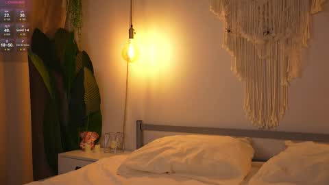 Snapshot of lu__lane chatting on 11/07/25, 08:14 Lu 3 online show from 11/07/25, 08:14