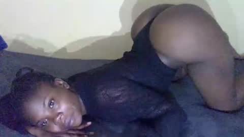 Snapshot of lu_lu21 chatting on 02/26/25, 06:47 lu_lu21 online show from 02/26/25, 06:47