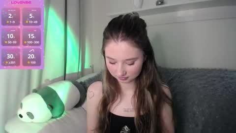 Lua online show from 10/10/25, 11:42