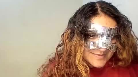 luana363 online show from 10/29/25, 03:42