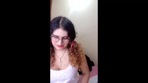 Snapshot of luana363 chatting on 04/12/26, 08:14 luana363 online show from 04/12/26, 08:14