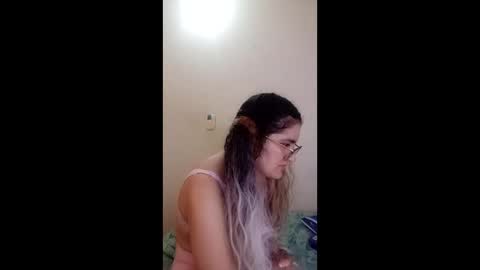Snapshot of luana363 chatting on 04/29/26, 06:03 luana363 online show from 04/29/26, 06:03