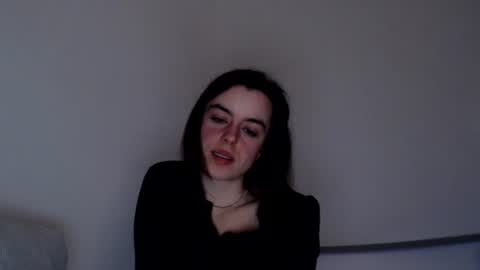 luana online show from 02/08/25, 10:29