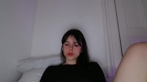 luana online show from 06/09/26, 09:37
